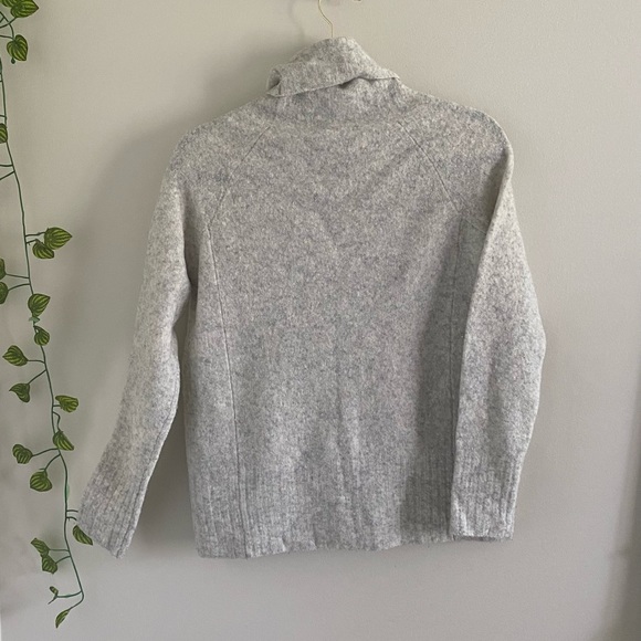Aritzia The Group by Babaton “Plutarch” sweater - Picture 4 of 5